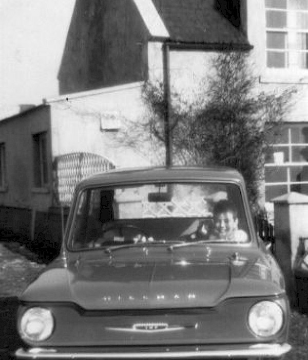 Early cars of Robbie Robertsons