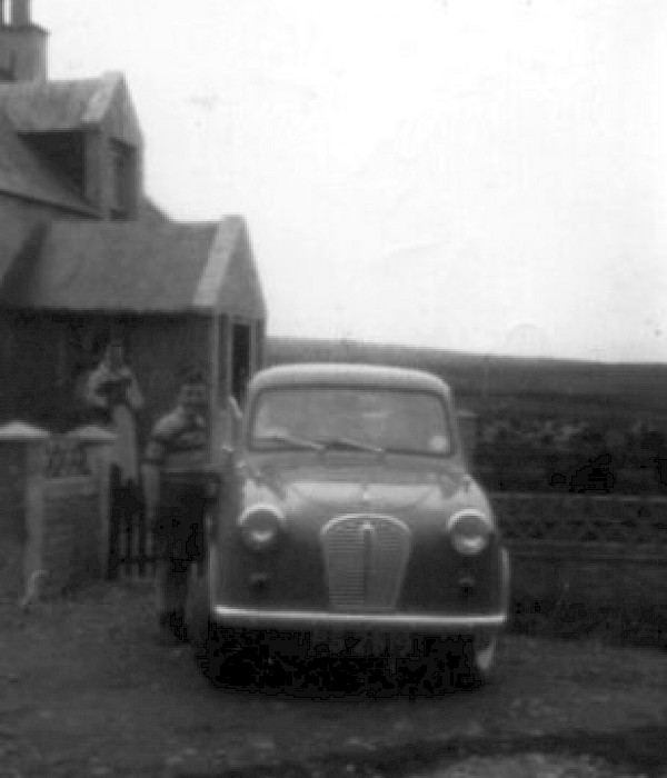 Early cars of Robbie Robertsons