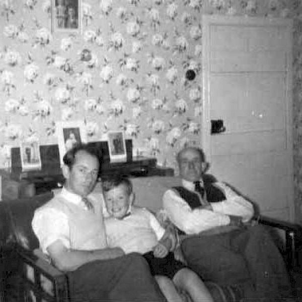 Three generations of the Robertsons